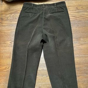 Geoffrey Beene Classic Fit dark olive green pleated corduroy pants size W34 L30